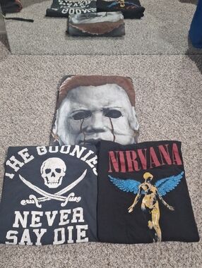 Assorted T-shirts Sz L-XL